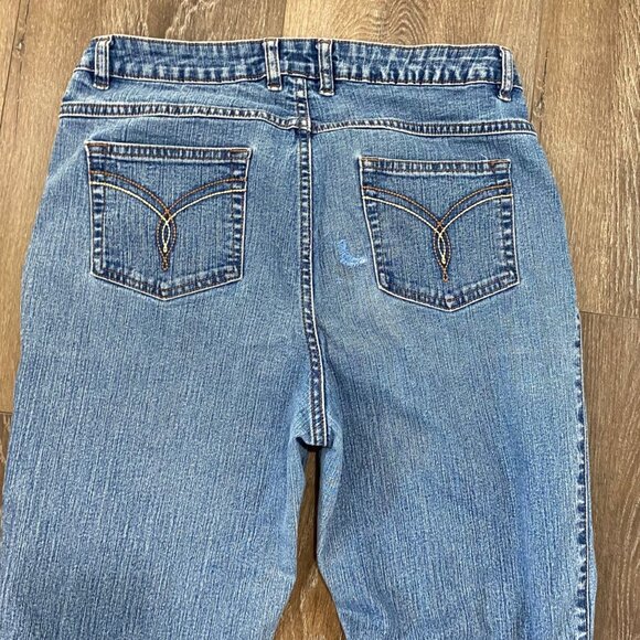 ☀️🔥 Westport Medium Wash Straight Leg Jeans – Size 10 - Picture 3 of 6